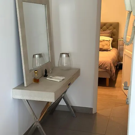 Exceptionnel 3 Pieces Proche Palais Apartman